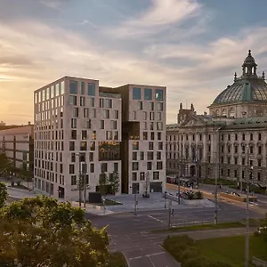 ***** Hotel Koenigshof, A Luxury Collection Hotel, Germania